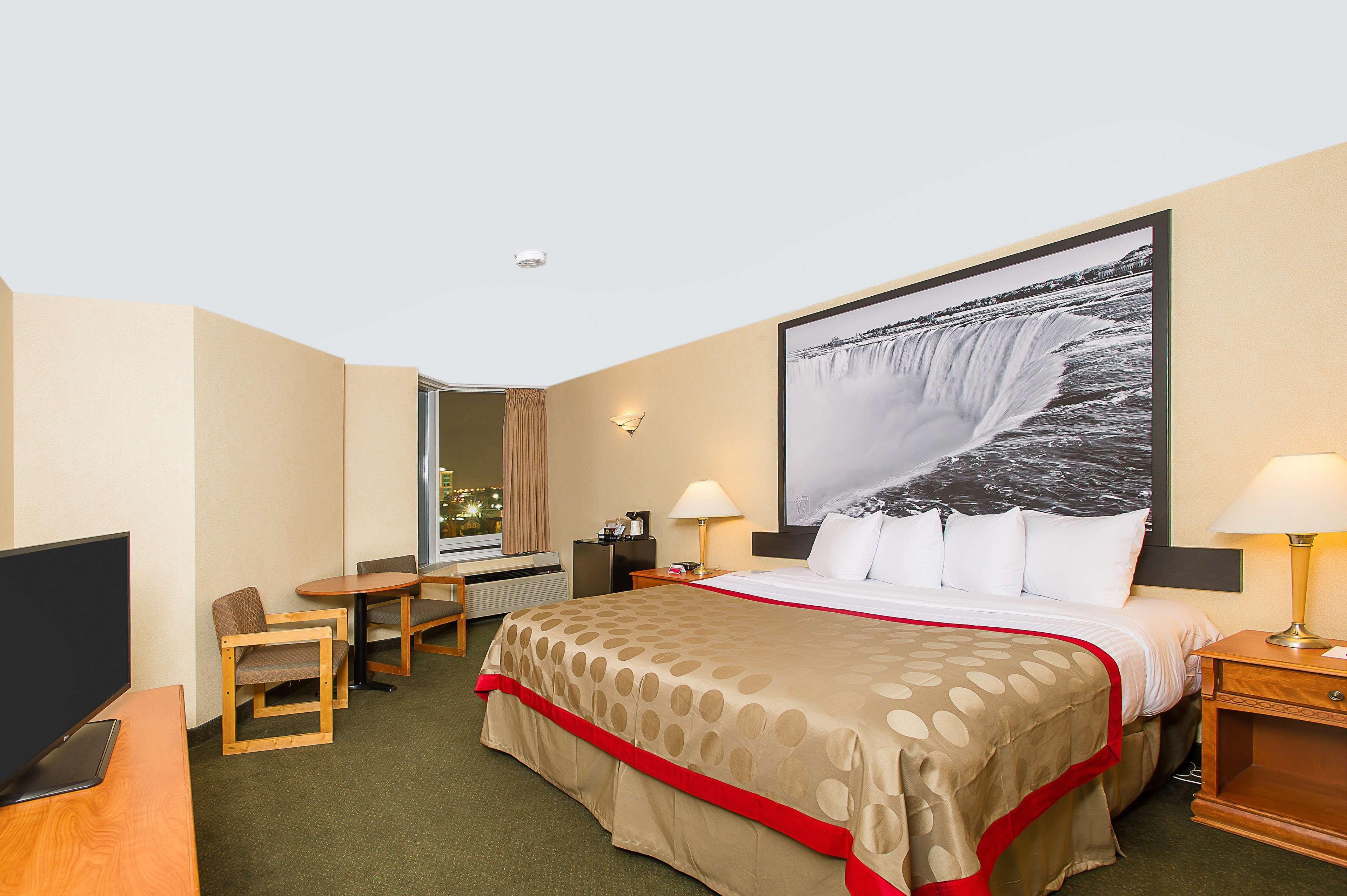 Ramada By Wyndham Near The Falls Niagara Falls