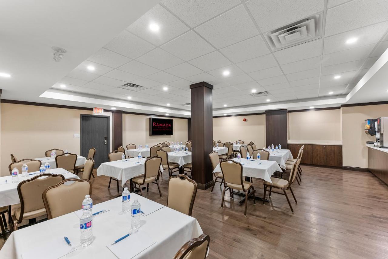 Ramada By Wyndham Near The Falls