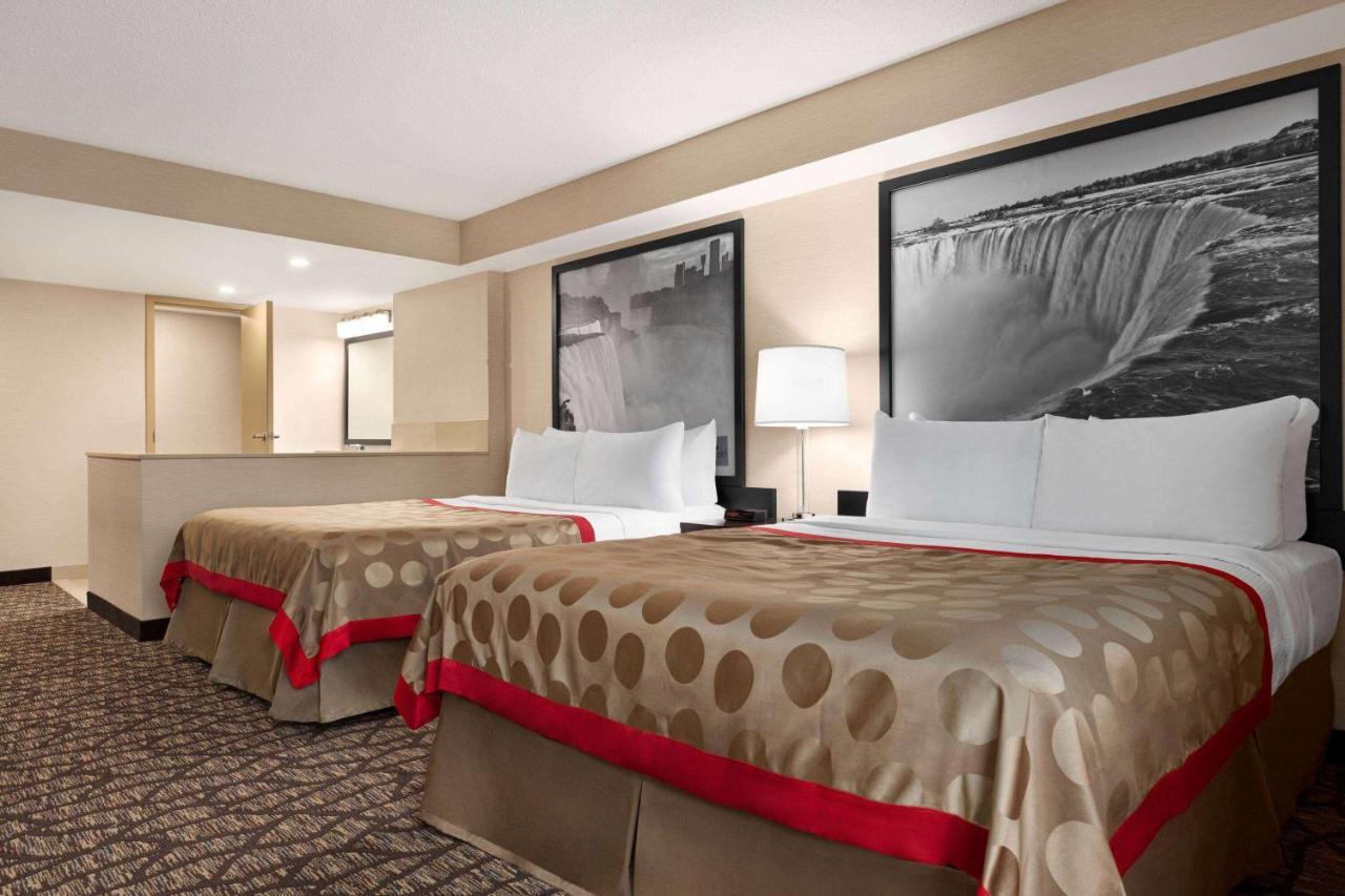 Ramada By Wyndham Near The Falls Hotel Niagara Falls