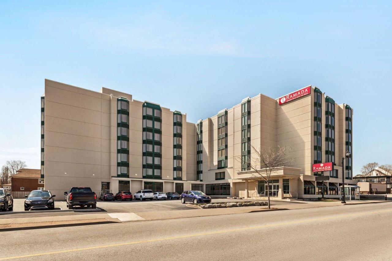 Hotel Ramada By Wyndham Near The Falls 3*