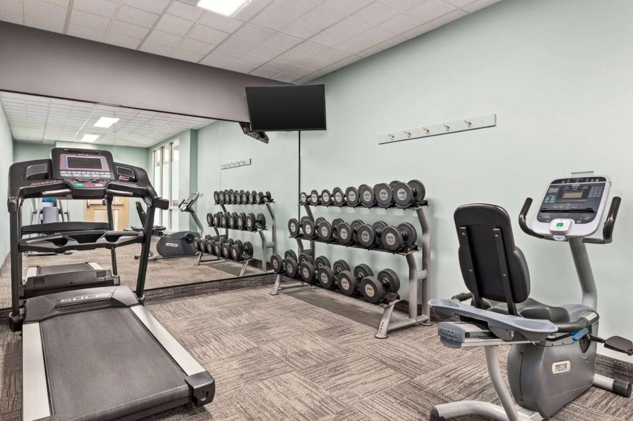 Hotel Ramada By Wyndham Near The Falls 3*